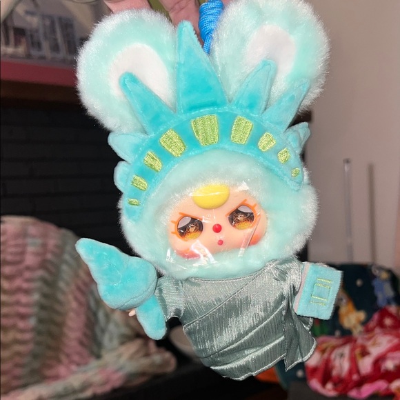 Baby Three New York Limited Edition Plush Toy - Blue - Picture 6 of 7